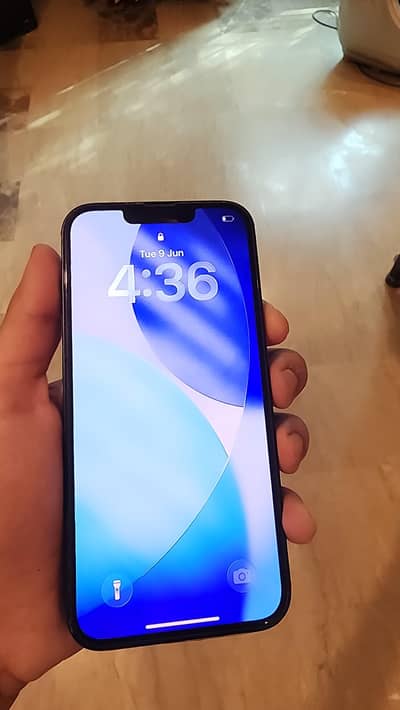 Apple iPhone 16e