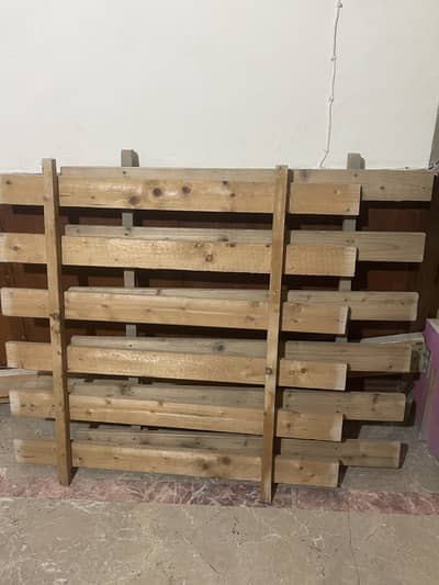 Single Bed for Sale – Solid & Comfortable – Good Condition