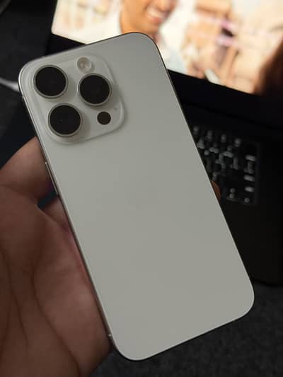 Apple iPhone 15 Pro