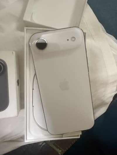 Apple iPhone 17 Air uk model