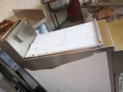16 litter single fryer new condition only 5 days used
