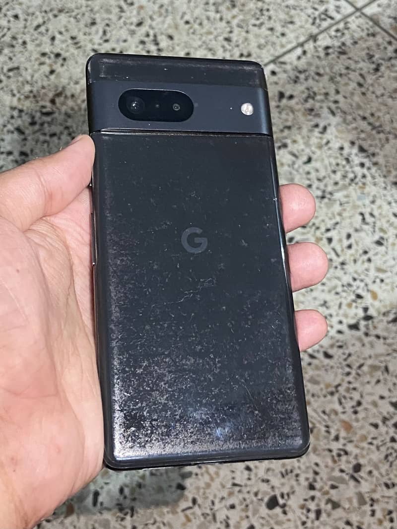 Google Pixel 7 4