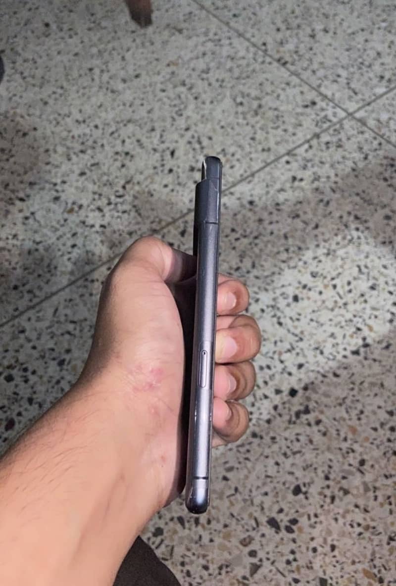 Google Pixel 7 5