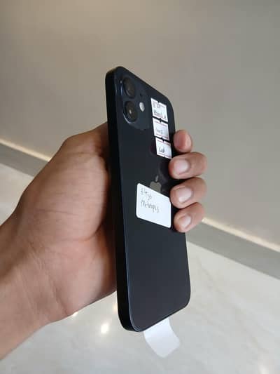 Apple iPhone 12