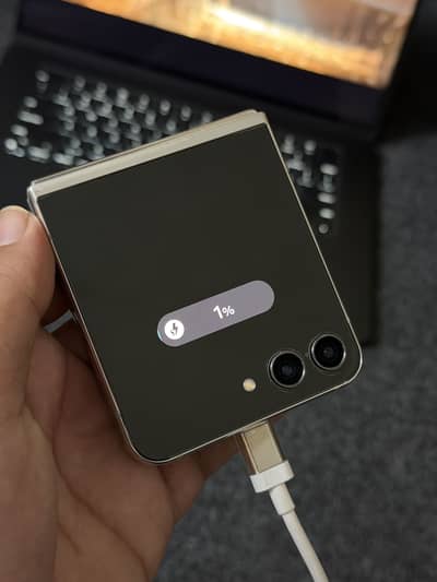 Samsung Galaxy Z Flip 5