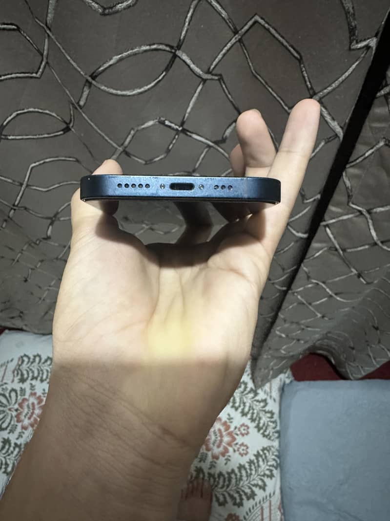 iPhone 14 2