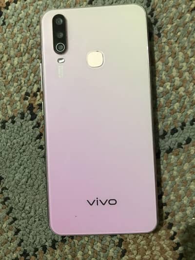 vivo y17