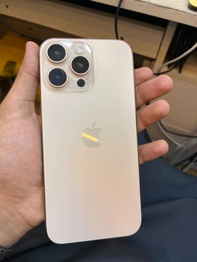 Apple iPhone 16 Pro Max