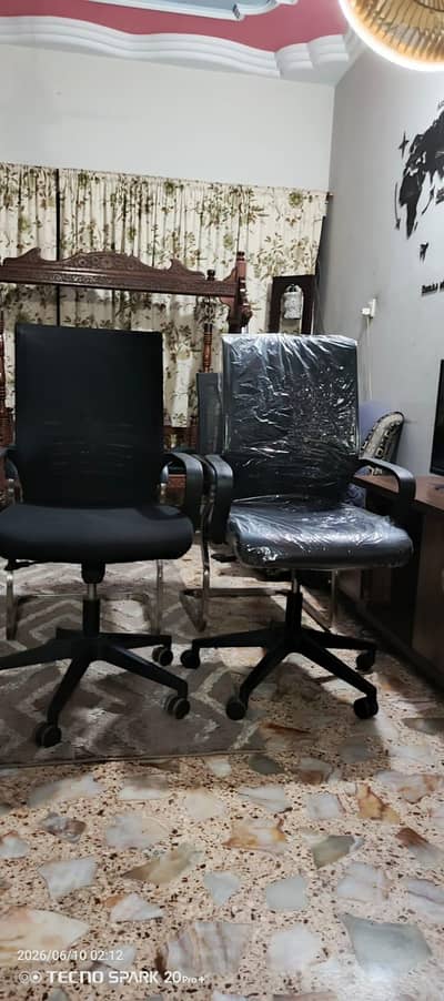 China Mesh Office Chair | Visitor And Revolving | Tuff Reburbished