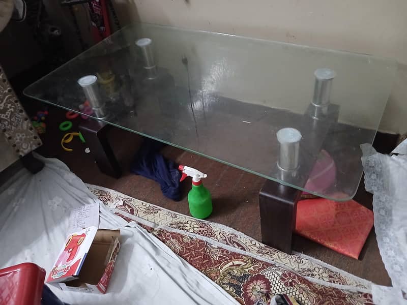 best quality clean sofas and table 3