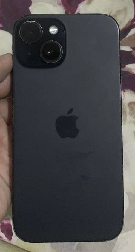 Apple iPhone 15 4
