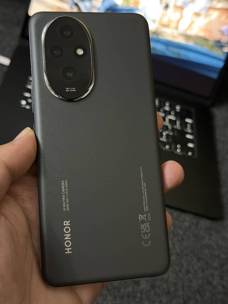 Honor 200 1