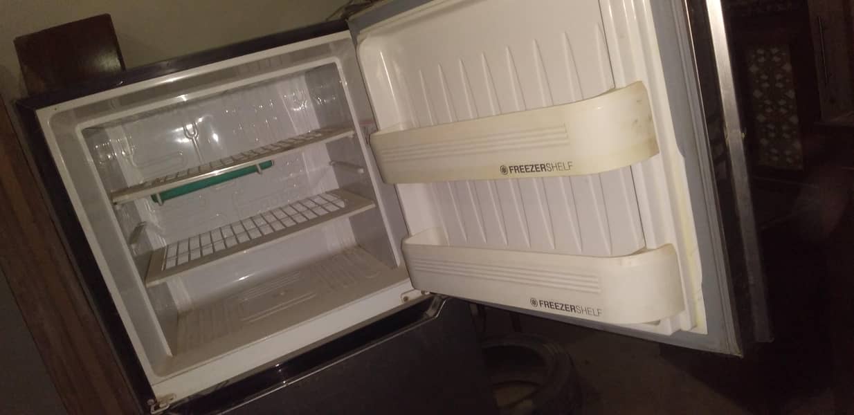 Refrigerator 1