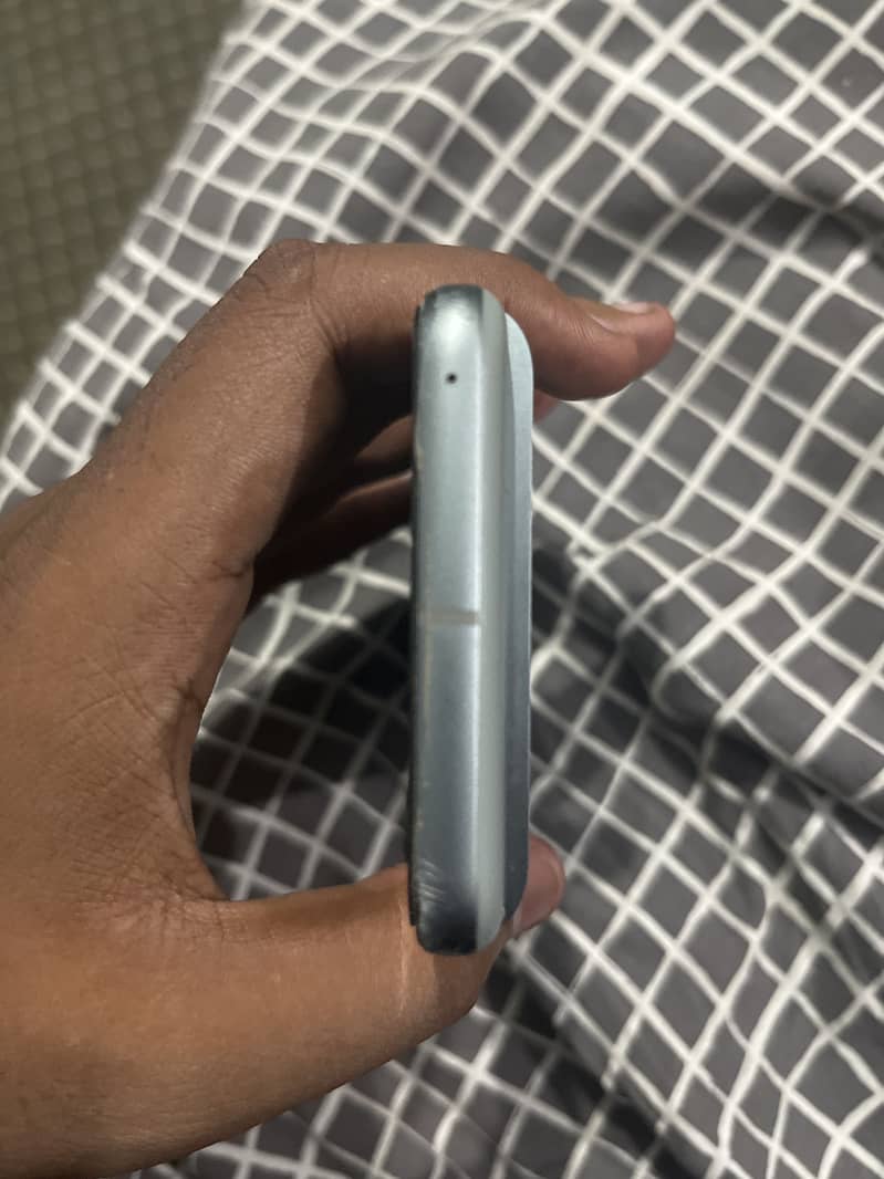 Google Pixel 8 3