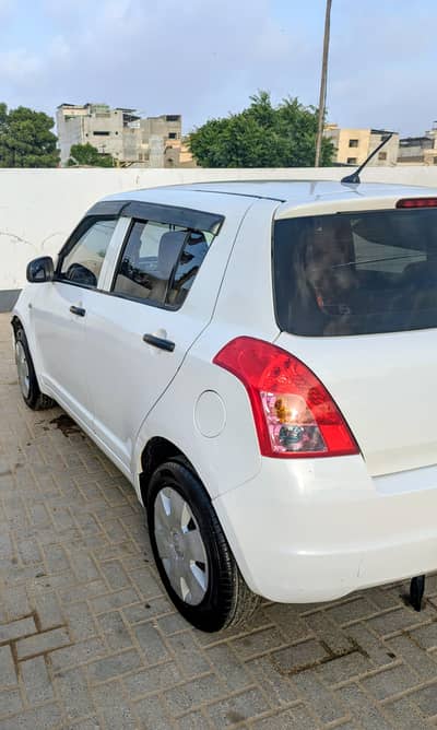 Suzuki Swift 2011