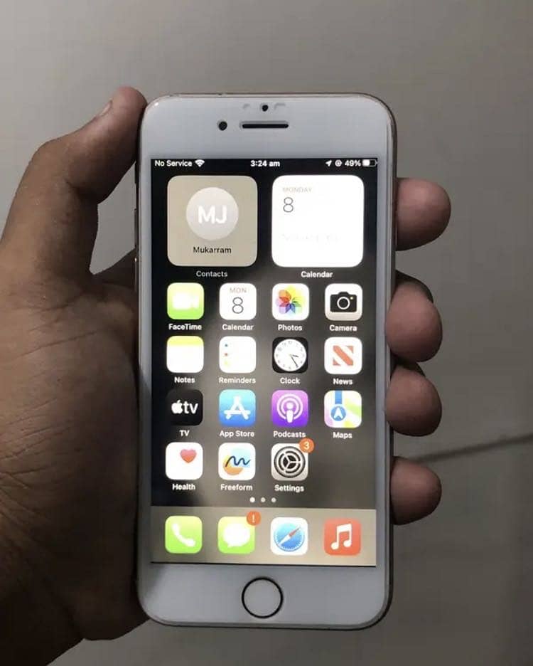 Apple iPhone 8 5