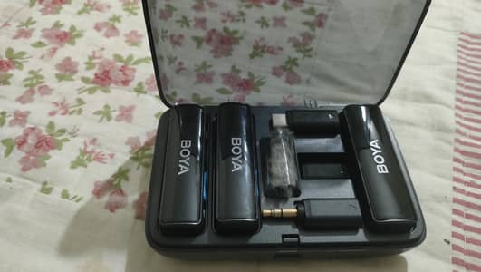 Boya Link noise cancleation wireless microphone