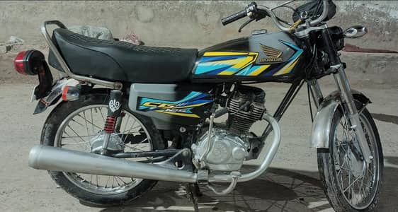 Honda 125 superpower / 03074160348