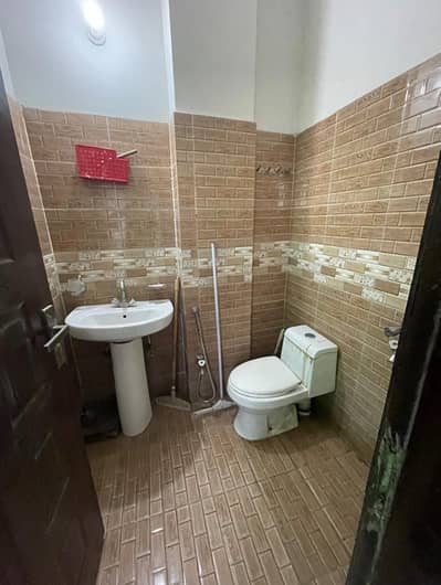 Studio flats available for rent pak Arab society