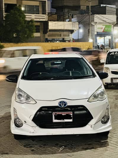 Toyota Aqua 2015
