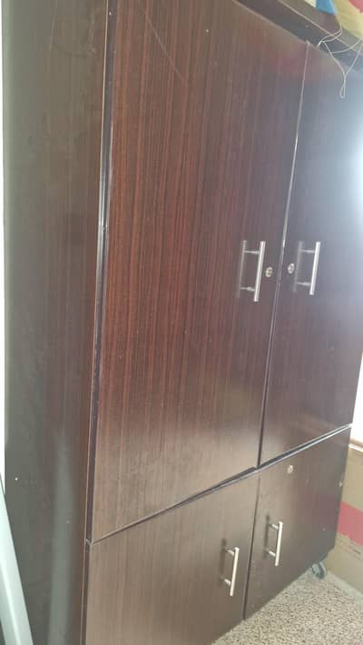 almari for sale . new conditio