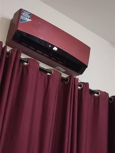 I am selling my Dawlence 1 ton non inverter ac.
