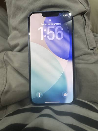 Apple iPhone 13