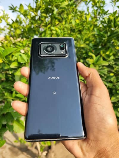 Sharp Aquos R612/128