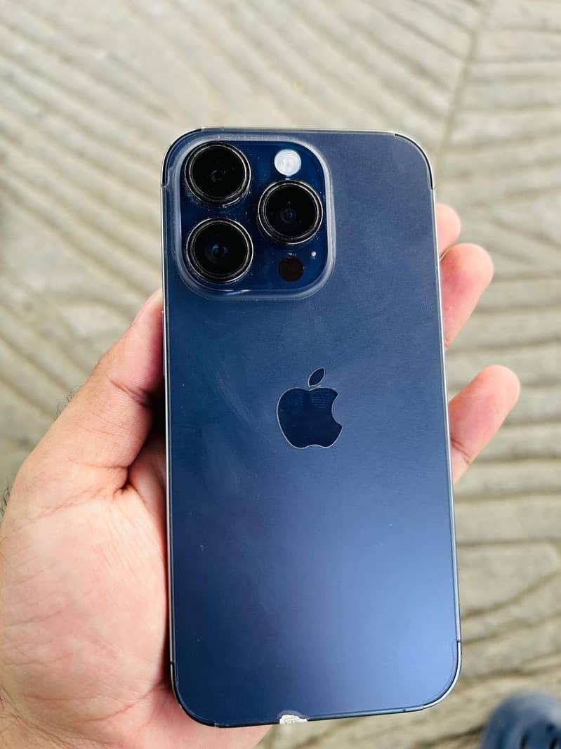 Apple iPhone 14 Pro 4