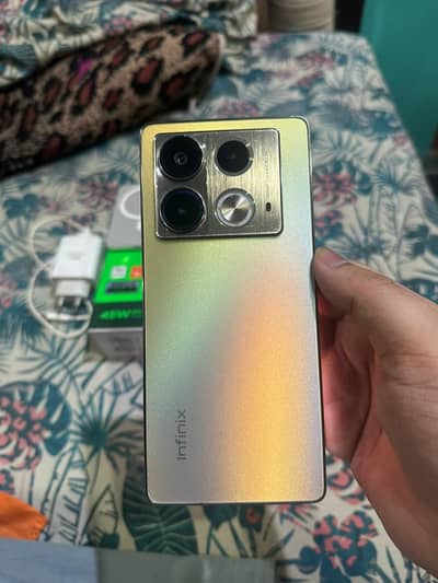 Infinix Note 40