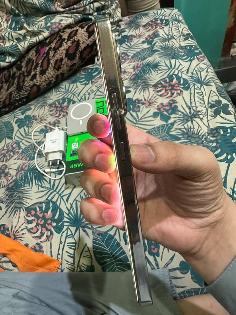 Infinix Note 40 7