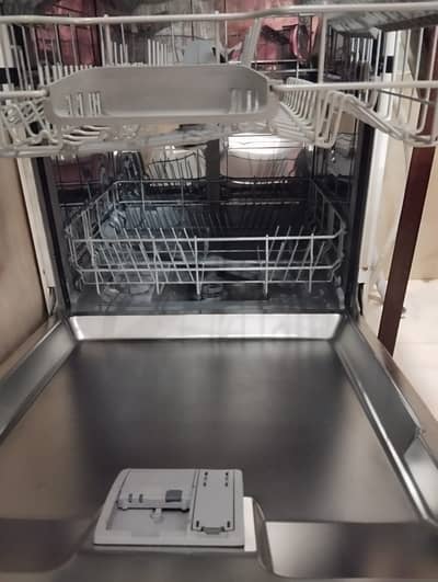 Bosh dishwasher series 4