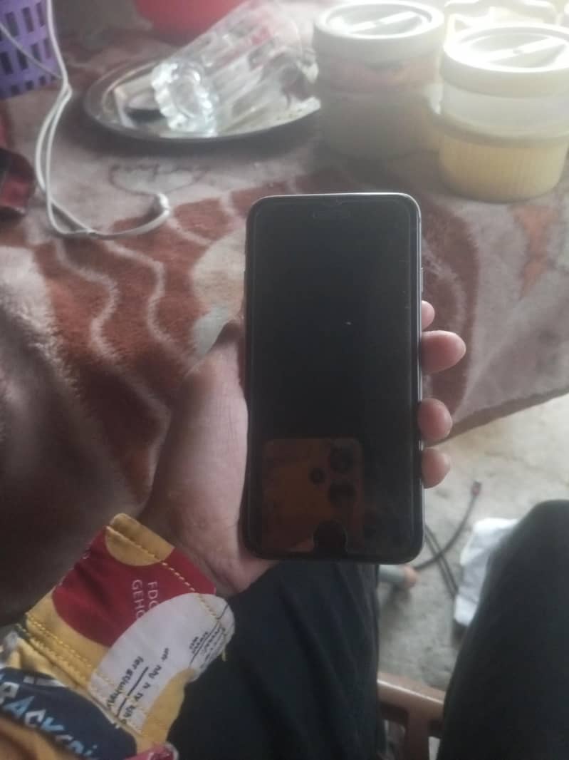 ا iPhone 6 3