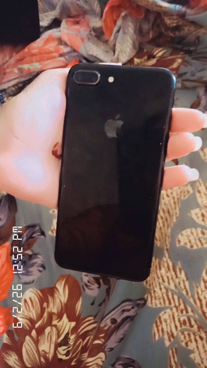 Apple iPhone 8+ 0