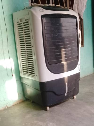 NASGAS Air cooler pani wala tapa leak hai.