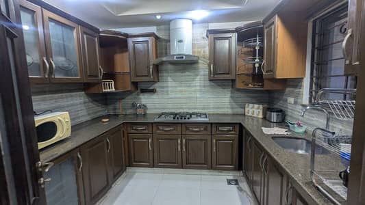 Canal road saeed colony no 2 house 8 Marla for rent 03018660465