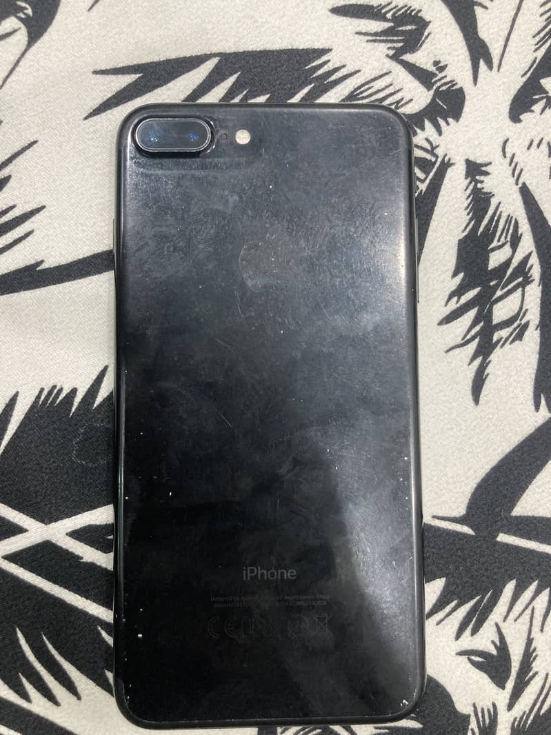Apple iPhone 7 Plus 3