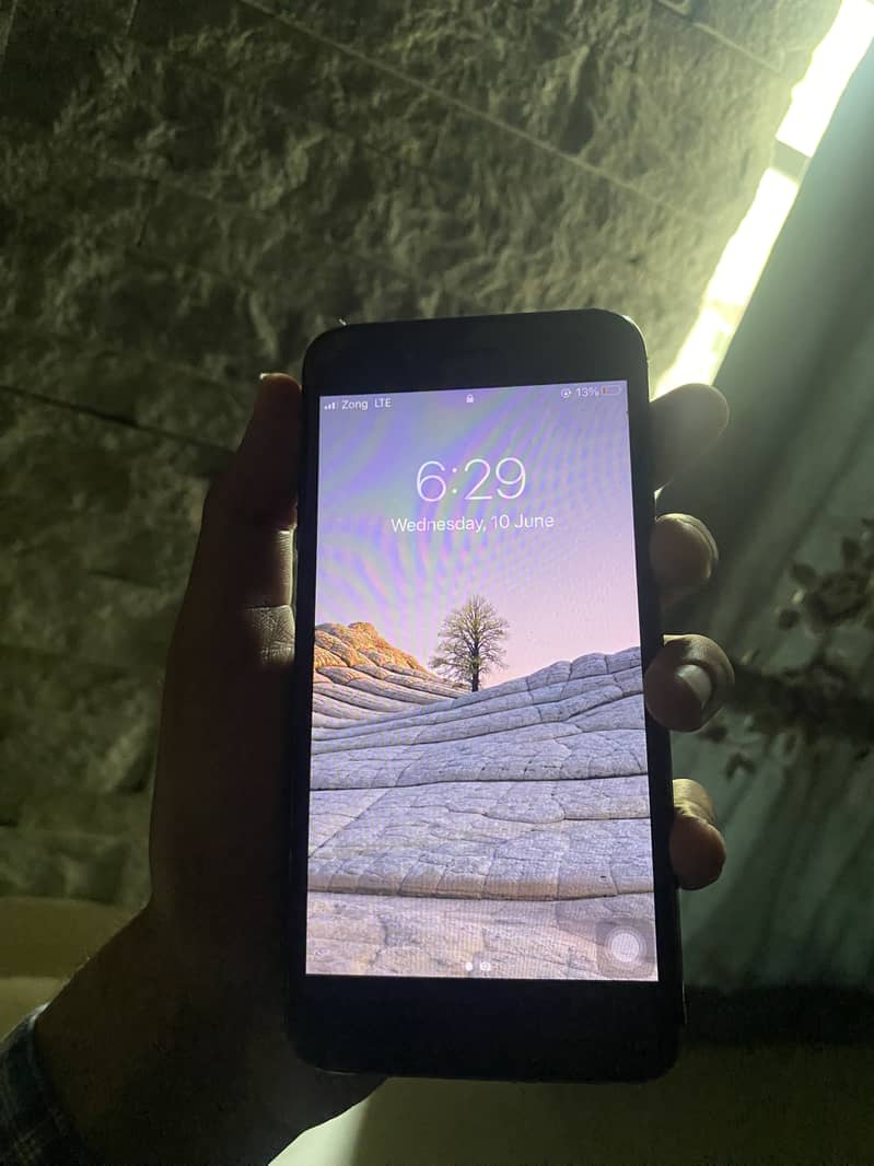 Apple iPhone 7 Plus 3