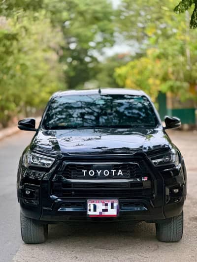 TOYOTA REVO GR