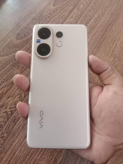 Vivo V60