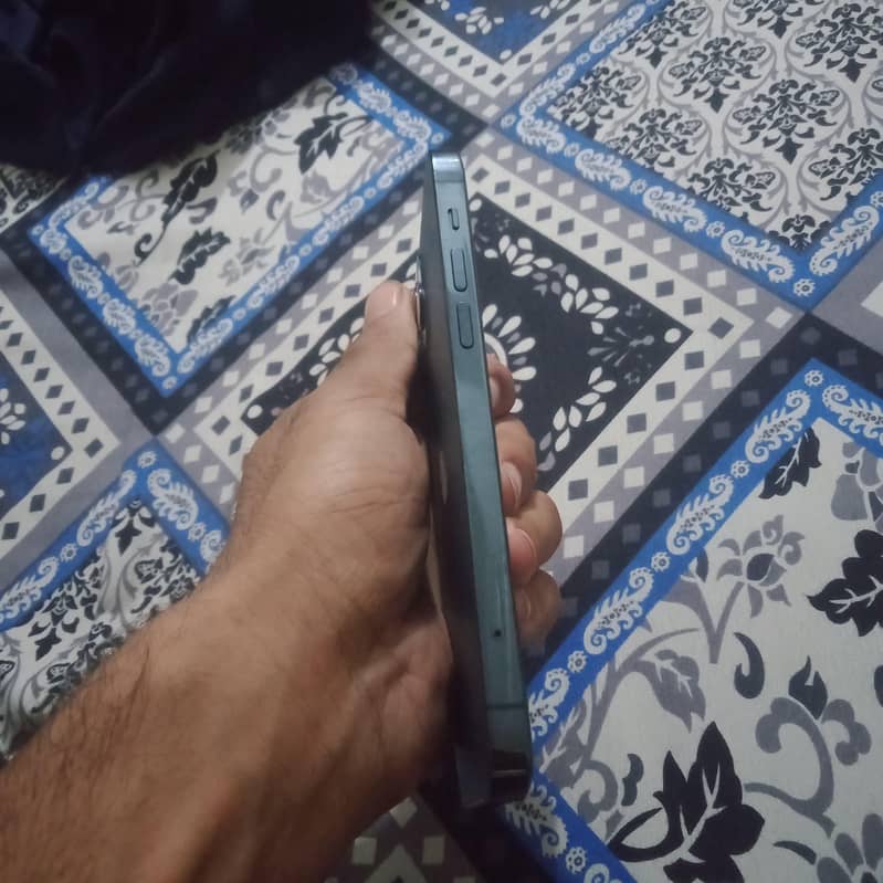 IPhone 12 Pro 2