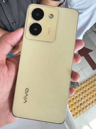 Vivo Y36