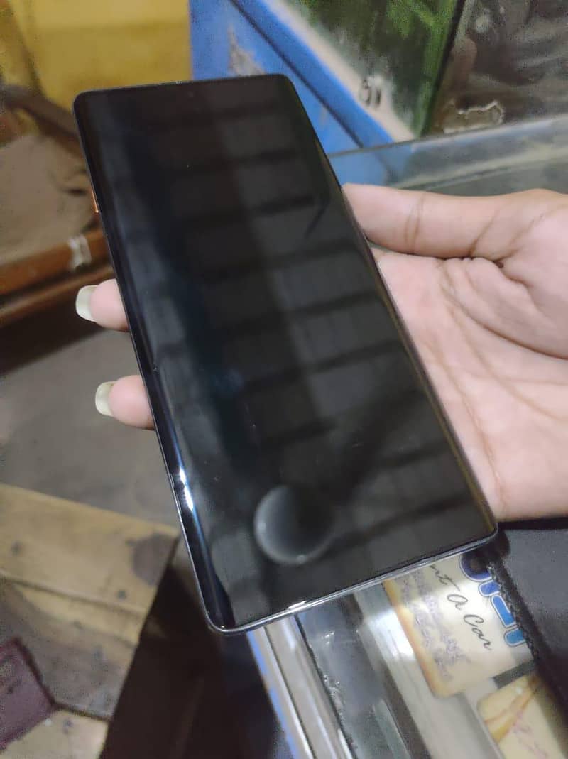 Tecno CAMON 40 Pro 0