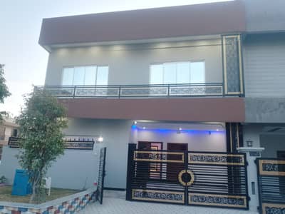 Specious 8 marla dauble story house for sale