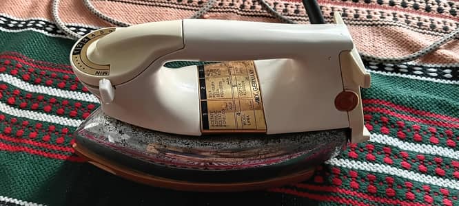 DRYER Iron (Istary)