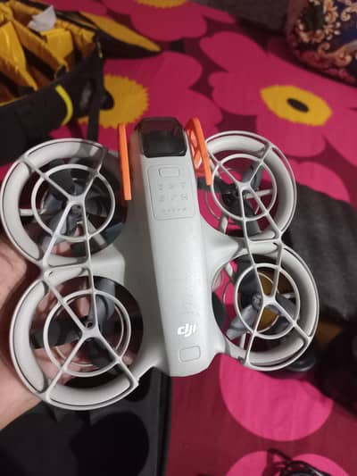 Dji neo Drone like new