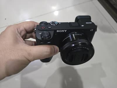 sony a6700 with 16-50mm (new)
