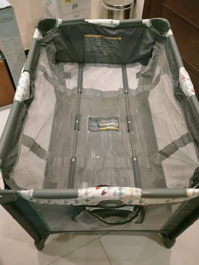 Graco Baby Cot Pack and Play