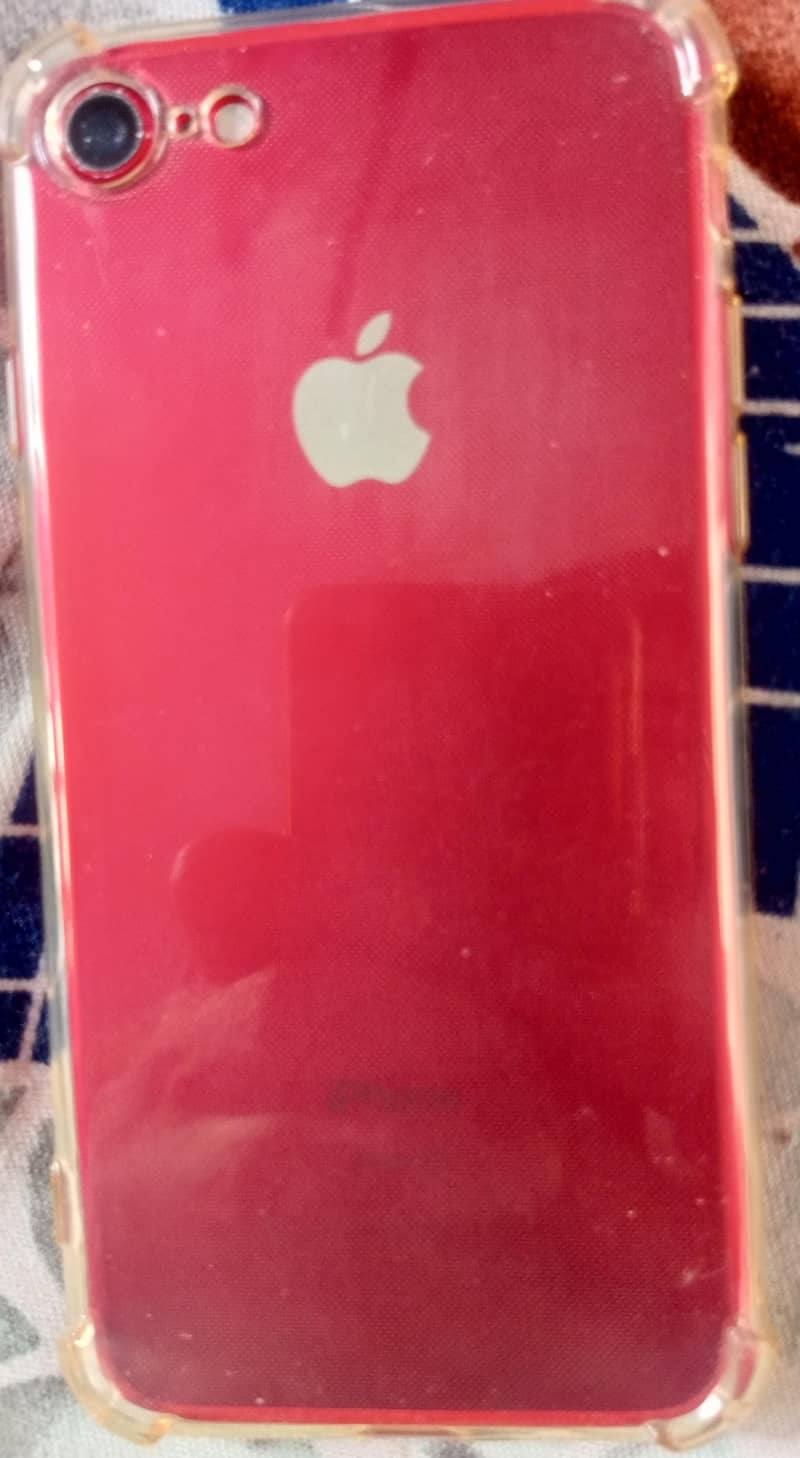 Apple iPhone 7 1