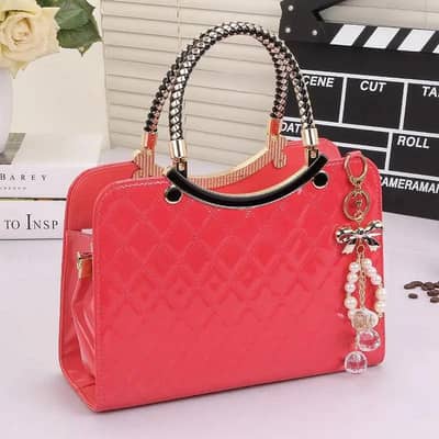 Stylish hand bag for ladies